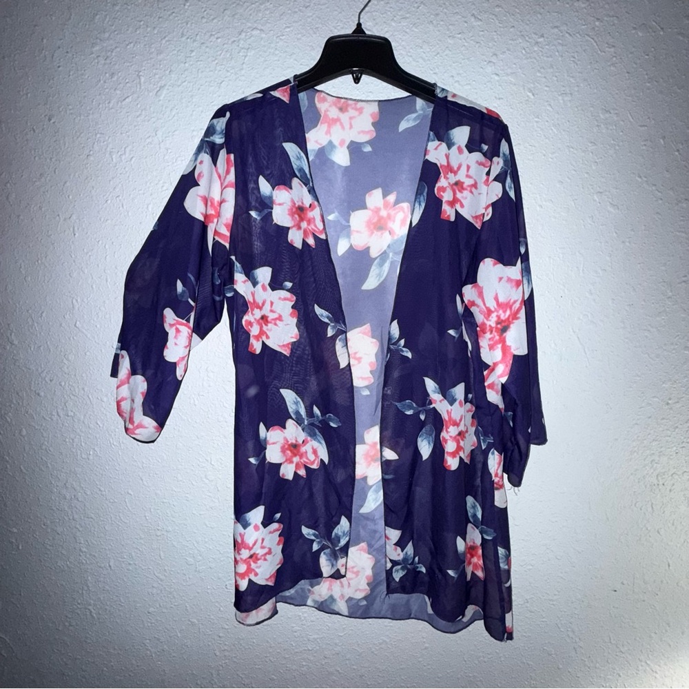 Source Unknown Floral Open-Front Kimono - Navy and Pink